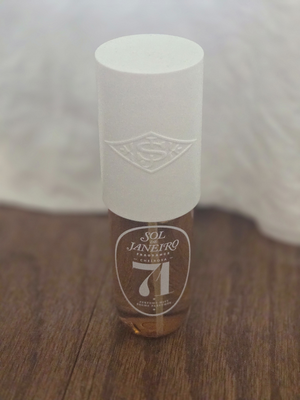 Sol de Janeiro 71 Amber Fragrance Spray with White Accents